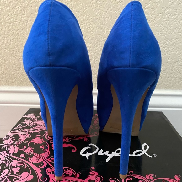 Qupid Suede Peep Toe Platform Stiletto Heels - Picture 4 of 5